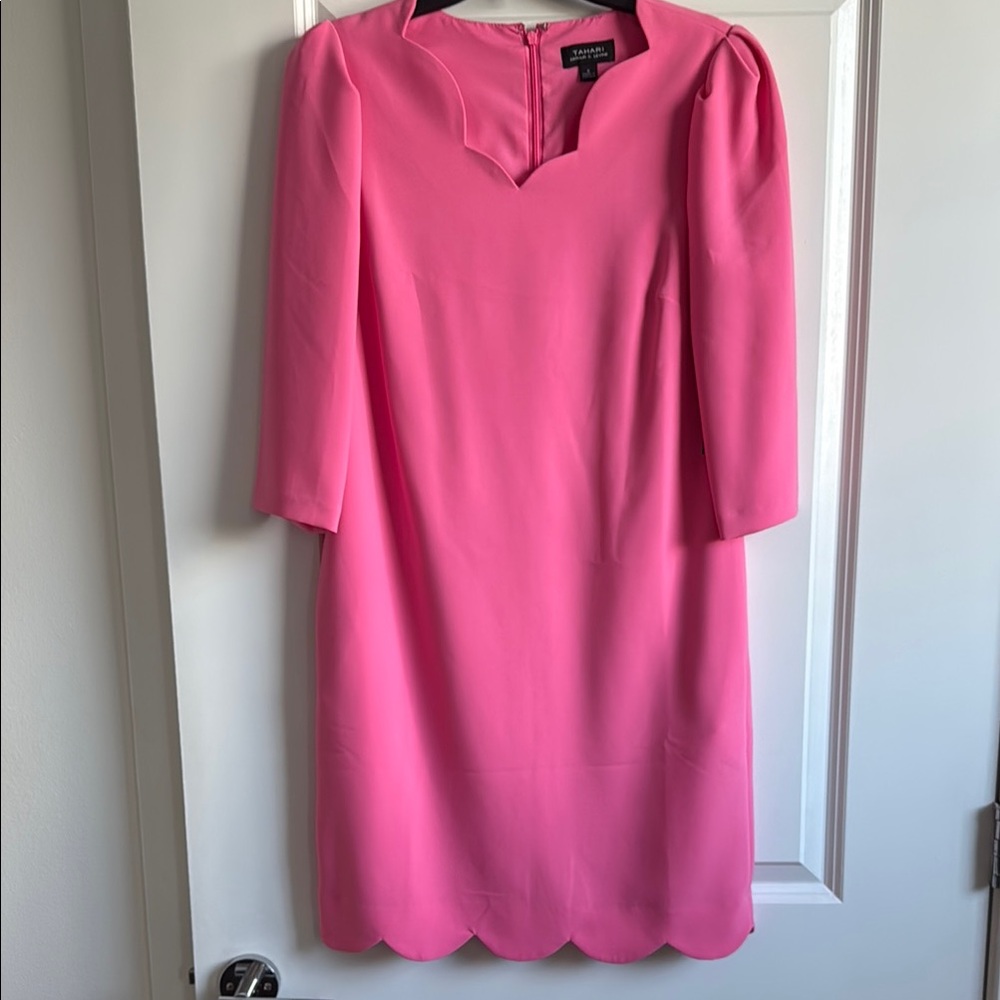Tahari ASL Pink Sheath Dress with V-Neck and Puff Sleeves